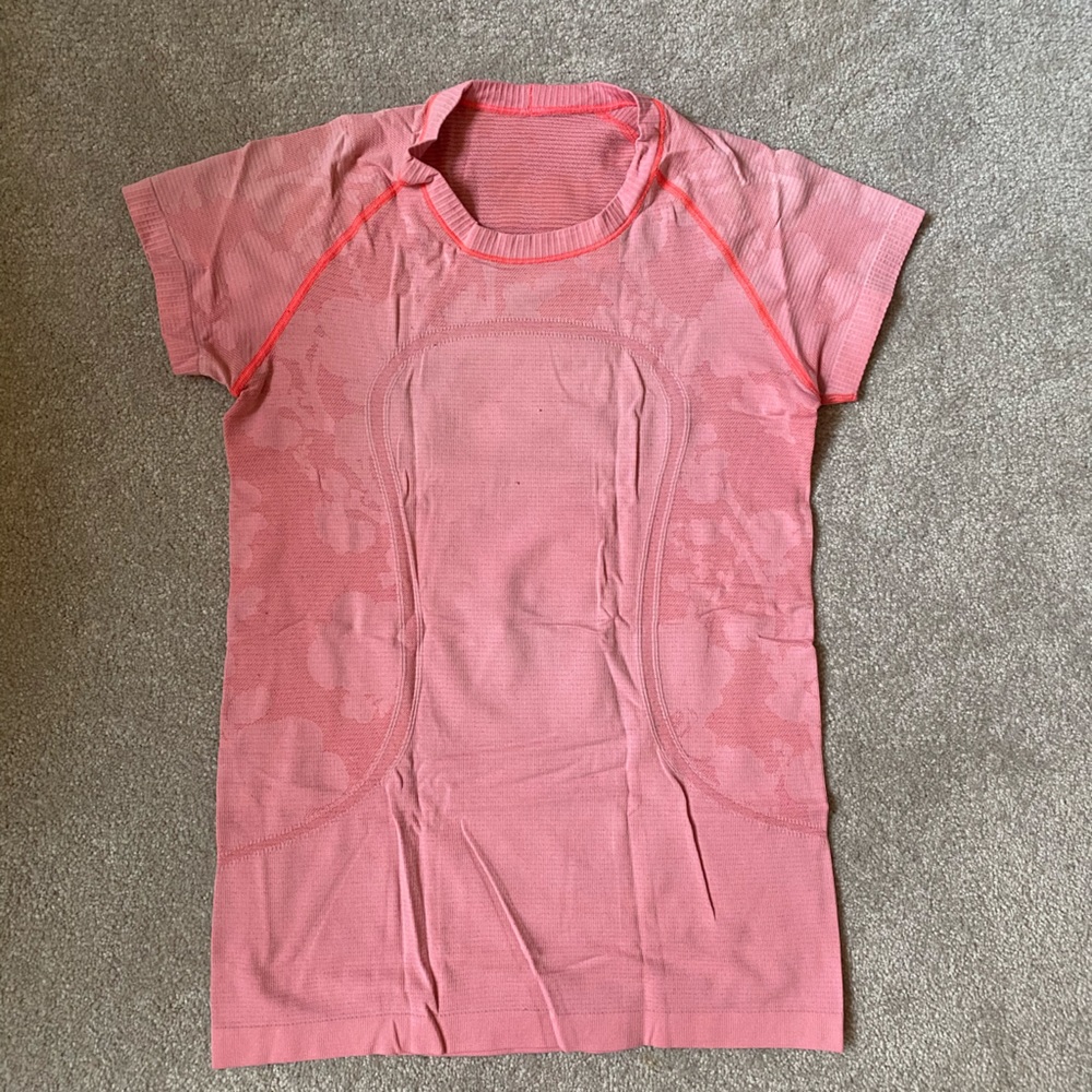 Lululemon swiftly tech short sleeve shirt